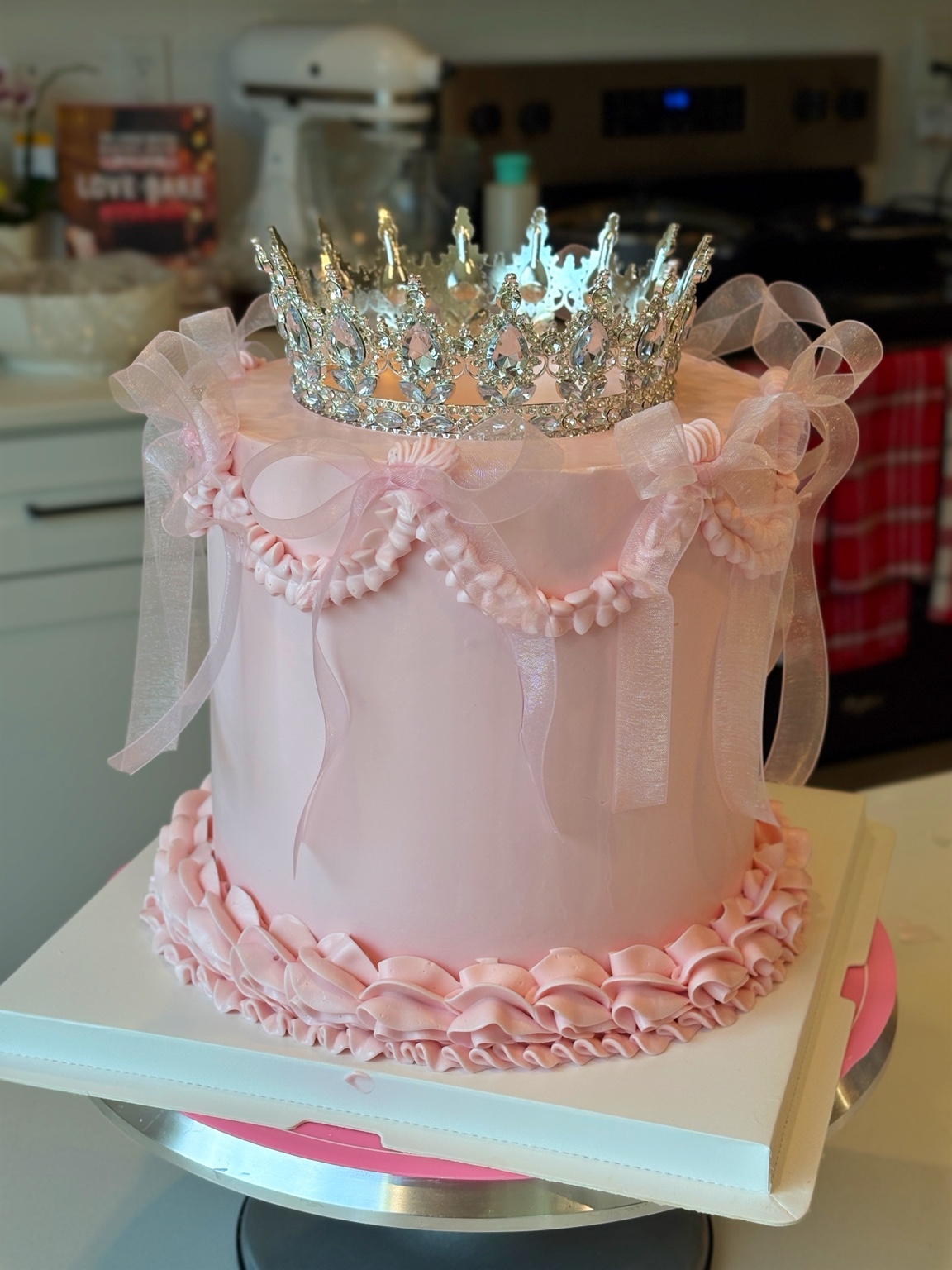 Pink princess crown cake